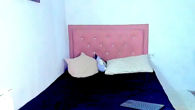 Criss Ariana online show from September 18, 11:08 pm