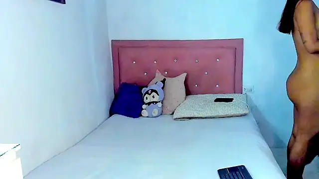 Criss Ariana online show from September 19, 4:44 pm