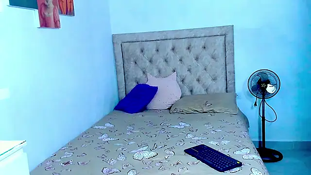 Criss Ariana online show from January 8, 5:02 am