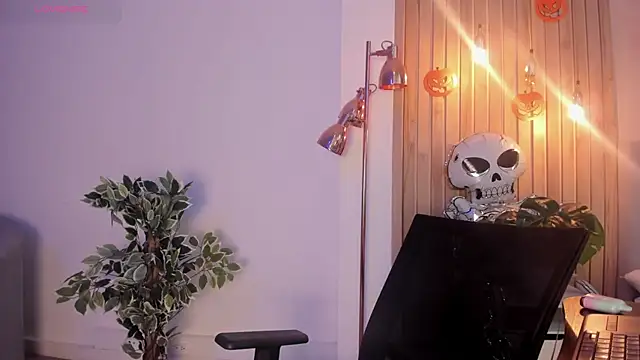 AriRobert  online show from October 22, 3:50 am