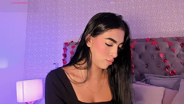 AriRobert  online show from February 23, 1:33 pm