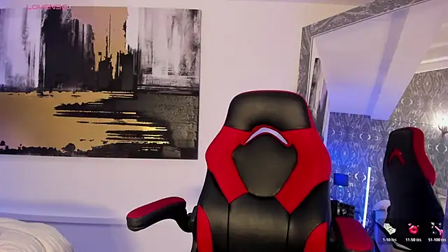 AriRobert  online show from October 25, 4:11 am