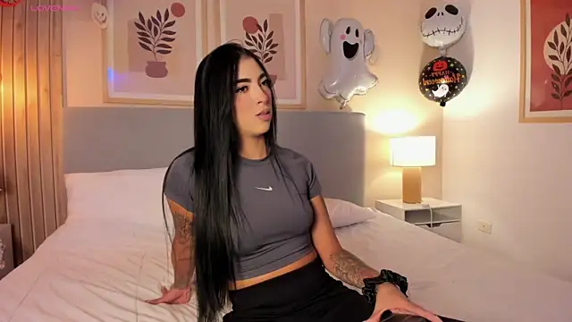 AriRobert  online show from October 21, 3:39 am