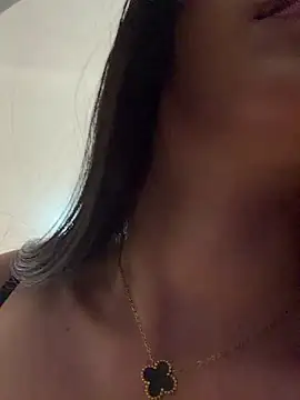 Snapshot of Sweetnaughtygirl_ chatting on June 21, 9:42 pm Sweetnaughtygirl online show from June 21, 9:42 pm