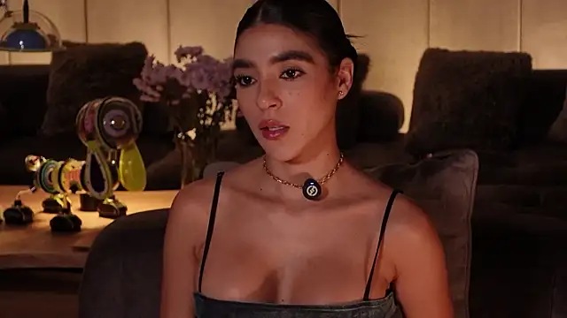 Olivia Collins1 online show from December 17, 2:16 am