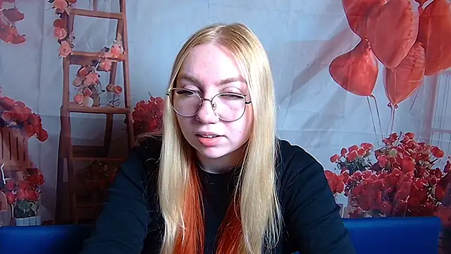 BeatriceFly online show from February 19, 12:35 pm