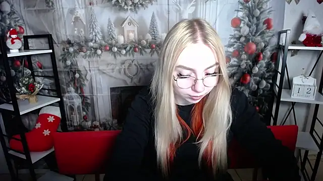 BeatriceFly online show from January 12, 1:07 pm