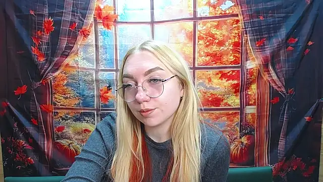 Snapshot of BeatriceFly chatting on November 18, 4:10 pm BeatriceFly online show from November 18, 4:10 pm