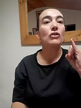skayhot  online show from April 22, 1:07 pm