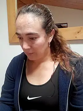 skayhot  online show from April 29, 1:37 pm