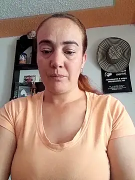 skayhot  online show from January 9, 2:35 pm