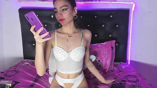 Snapshot of YUKIODAVIS chatting on January 23, 4:09 am YUKIODAVIS online show from January 23, 4:09 am