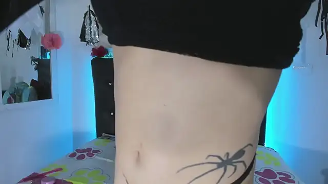 Snapshot of YUKIODAVIS chatting on October 14, 1:17 am YUKIODAVIS online show from October 14, 1:17 am