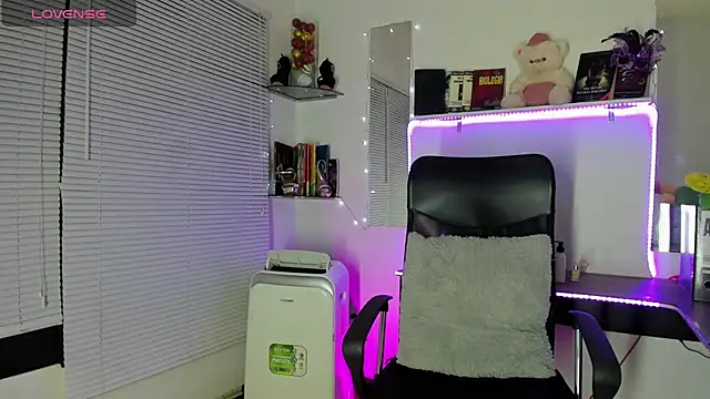 Snapshot of YUKIODAVIS chatting on March 7, 1:09 am YUKIODAVIS online show from March 7, 1:09 am