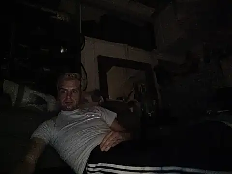 Dreagon79 online show from June 4, 7:24 am
