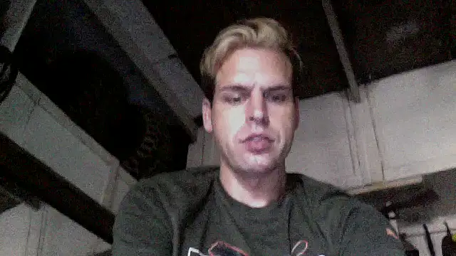Dreagon79 online show from May 3, 5:27 pm