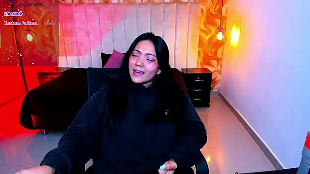 Snapshot of miichael_black chatting on June 25, 6:57 pm miichael black online show from June 25, 6:57 pm