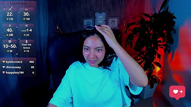 Snapshot of miichael_black chatting on March 9, 7:59 pm miichael black online show from March 9, 7:59 pm