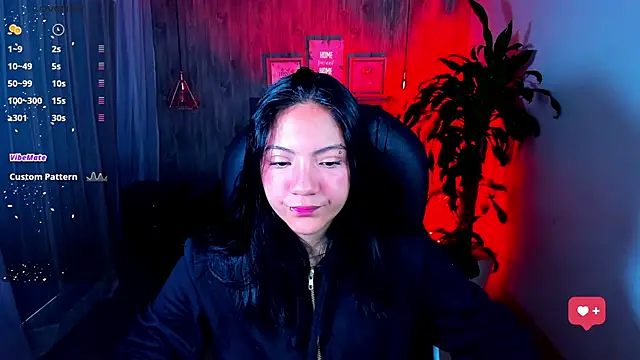 Snapshot of miichael_black chatting on March 21, 2:07 pm miichael black online show from March 21, 2:07 pm