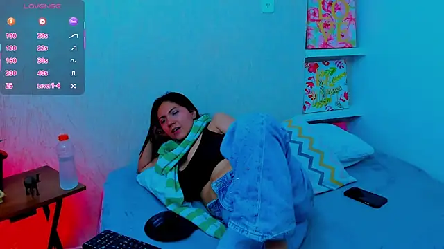Snapshot of miichael_black chatting on July 18, 7:33 pm miichael black online show from July 18, 7:33 pm