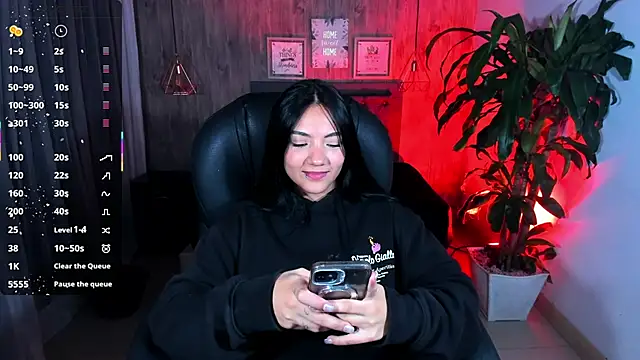 miichael black online show from December 4, 9:25 pm