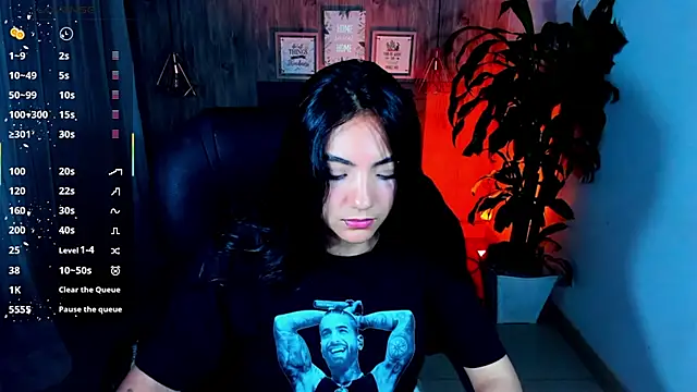 Snapshot of miichael_black chatting on October 11, 9:38 pm miichael black online show from October 11, 9:38 pm