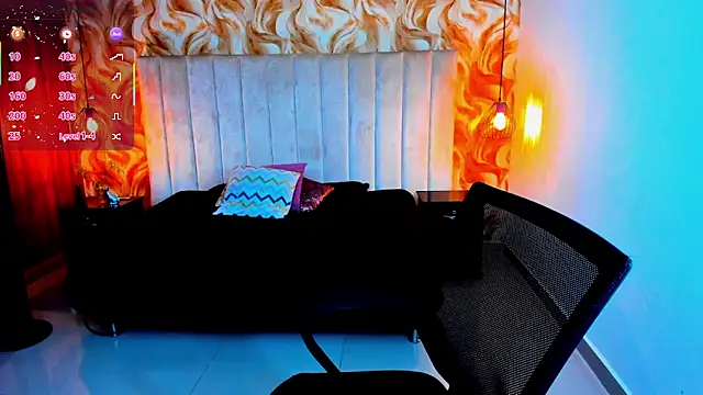 Snapshot of miichael_black chatting on June 18, 1:27 pm miichael black online show from June 18, 1:27 pm