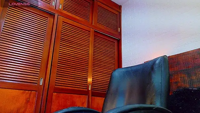Snapshot of Celeste_sanz chatting on September 9, 5:33 pm Celeste sanz online show from September 9, 5:33 pm