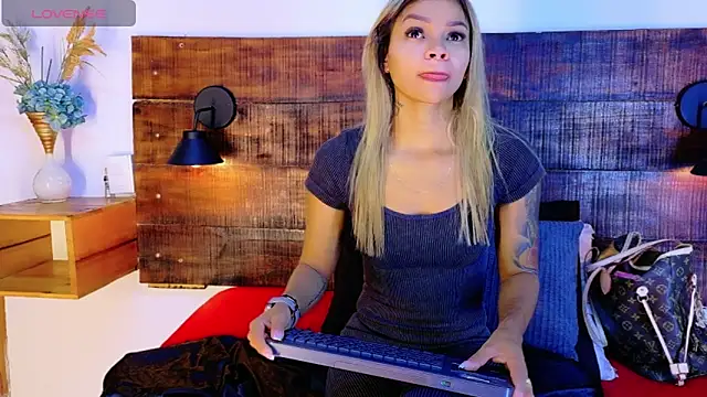 Celeste sanz online show from May 9, 10:51 am