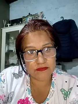 Edged Hot69 online show from October 28, 3:18 am