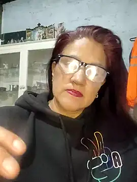 Edged Hot69 online show from November 2, 1:32 am