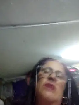 Snapshot of Edged_Hot69 chatting on February 19, 12:18 am Edged Hot69 online show from February 19, 12:18 am