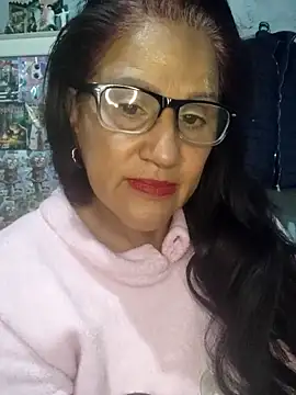 Snapshot of Edged_Hot69 chatting on February 14, 3:29 am Edged Hot69 online show from February 14, 3:29 am