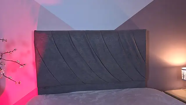 miaablack online show from November 6, 8:13 pm