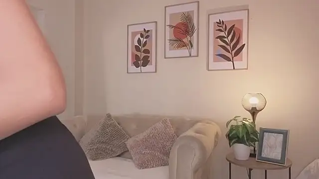 DahianaWalcott online show from March 14, 8:59 pm