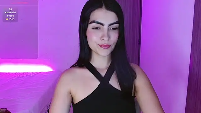 Snapshot of victoria-henaoo chatting on November 2, 3:00 am victoria-henaoo online show from November 2, 3:00 am