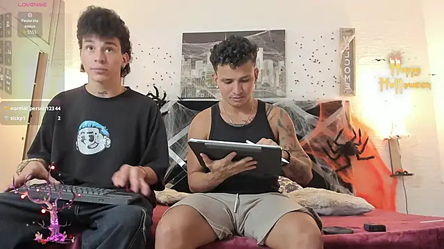 toyboys1 online show from November 2, 5:34 am