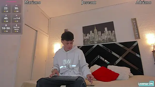 toyboys1 online show from September 9, 3:27 am