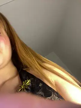 Snapshot of Ghazala-bitsh chatting on February 25, 11:37 pm Ghazala-bitsh online show from February 25, 11:37 pm