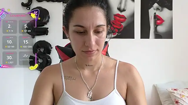 tammyandrade  online show from March 3, 5:09 pm