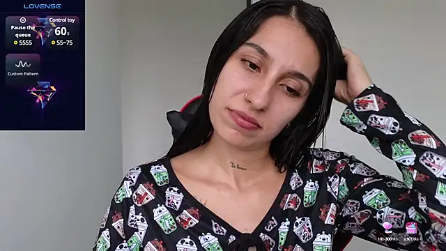 tammyandrade  online show from February 12, 9:22 pm
