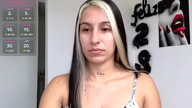 tammyandrade  online show from October 26, 4:40 pm