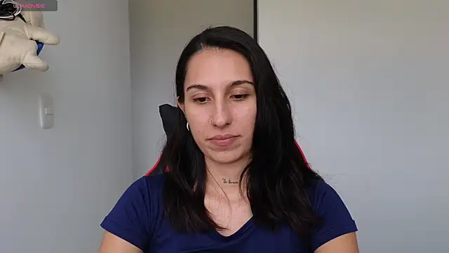 tammyandrade  online show from February 24, 9:30 pm