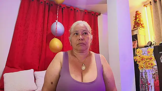 girl amada online show from February 16, 7:34 pm