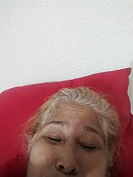 girl amada online show from November 16, 9:30 pm