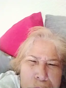 girl amada online show from November 11, 1:28 pm