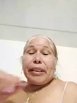 girl amada online show from November 10, 3:11 am