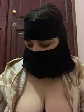 Snapshot of Miss-Soka chatting on January 5, 6:35 am Miss-Soka online show from January 5, 6:35 am