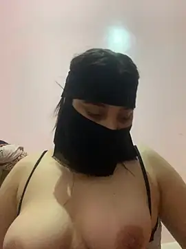 Snapshot of Miss-Soka chatting on December 21, 6:11 pm Miss-Soka online show from December 21, 6:11 pm