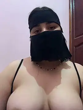 Snapshot of Miss-Soka chatting on December 19, 12:34 pm Miss-Soka online show from December 19, 12:34 pm